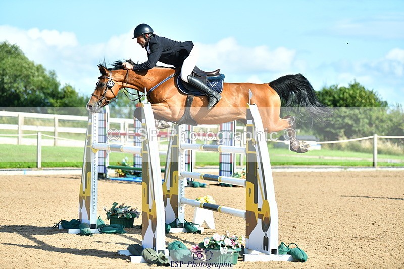 230723A-165537-13710 - Cls 8, 2 Star Medium 1.35m