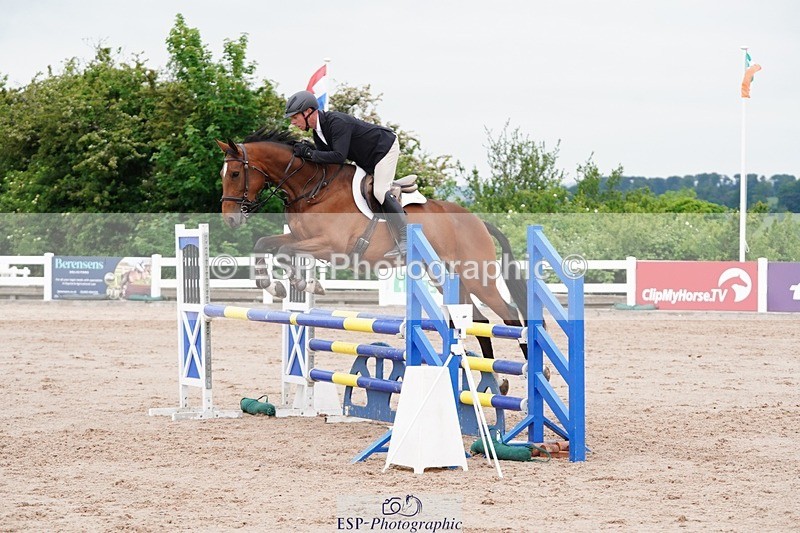 250524-121732-06570 - Cls 21 A&B Snr Disco & 1.00m Open