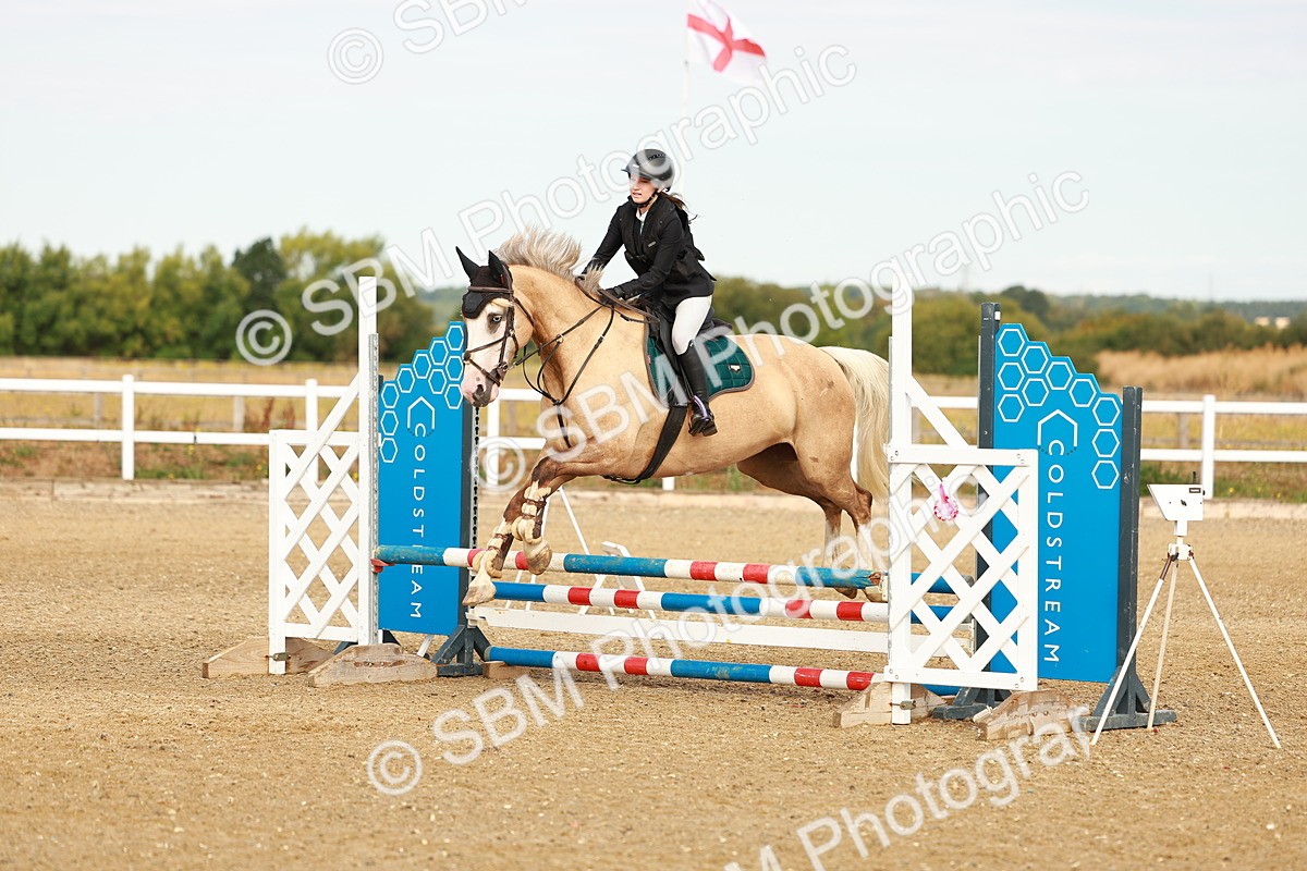 SBM_002053 - Class 8 - Clear Round
