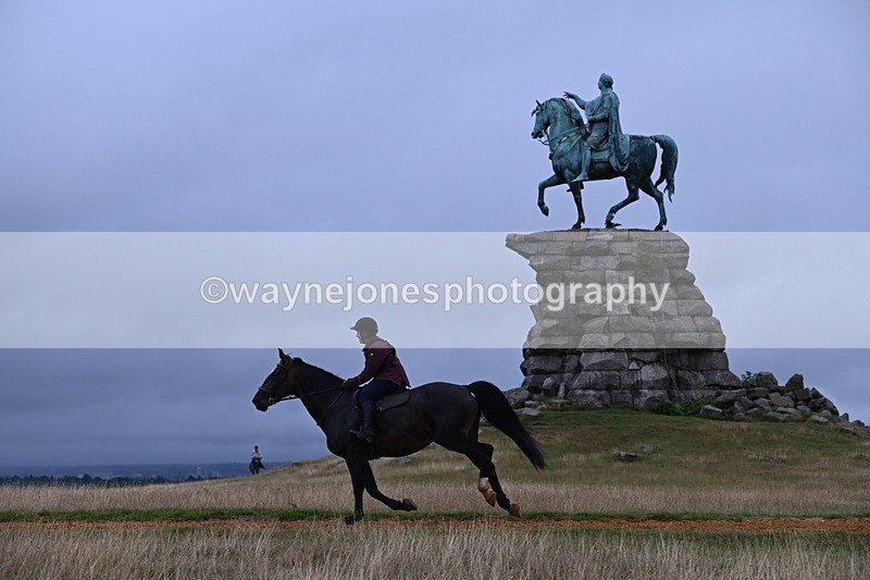 DSC_2535 - Time at Statue 12:34 to 12:56