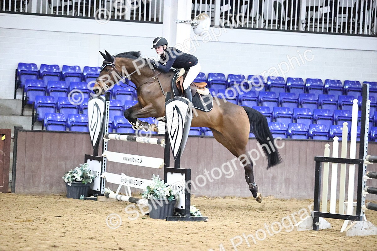 SBM_005665 - Class 17 - Senior Newcomers 1.10m