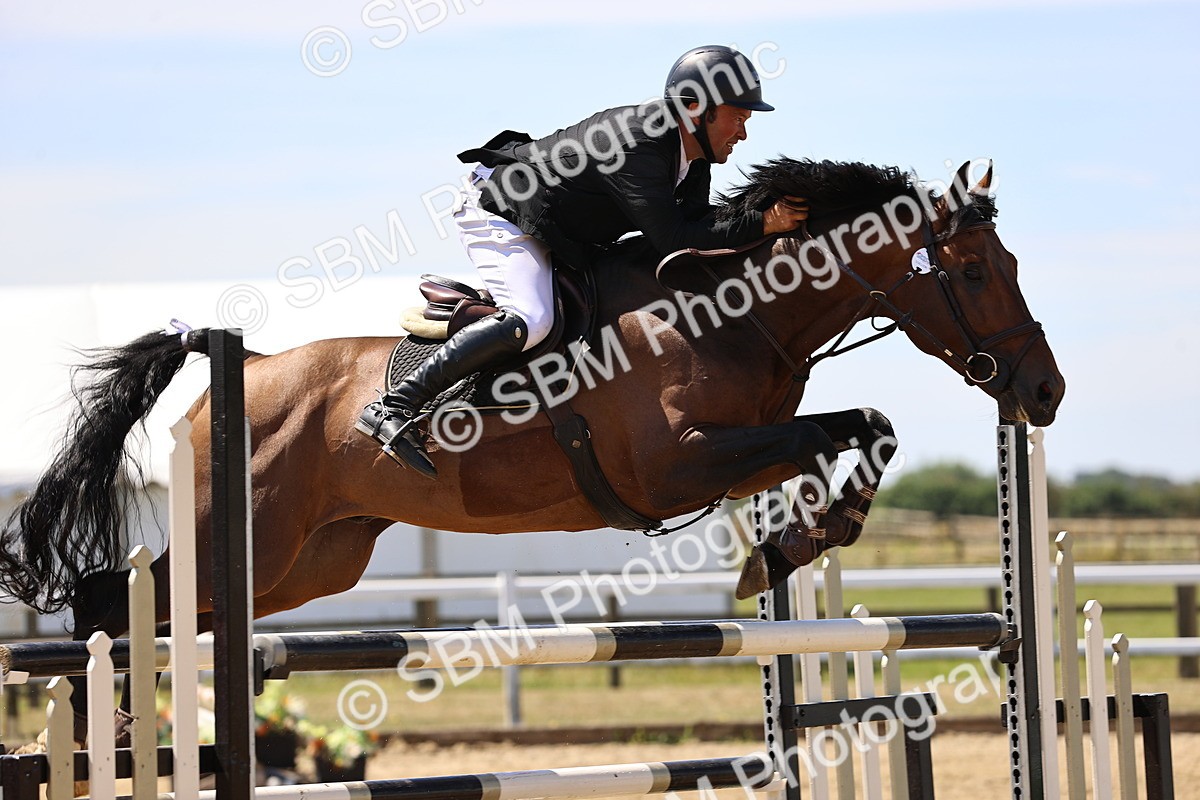 SBM_009996 - Class 9 - Senior Foxhunter - 1.20m Open