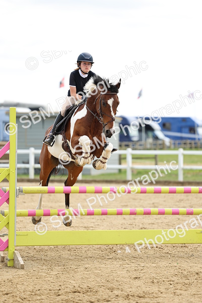 SBM_005285 - Class 18 - Senior 1.05m Open
