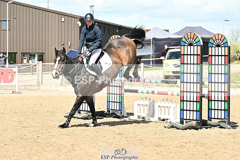 250416-133304-01131 - Cls 4 Newcomers and 1.10m