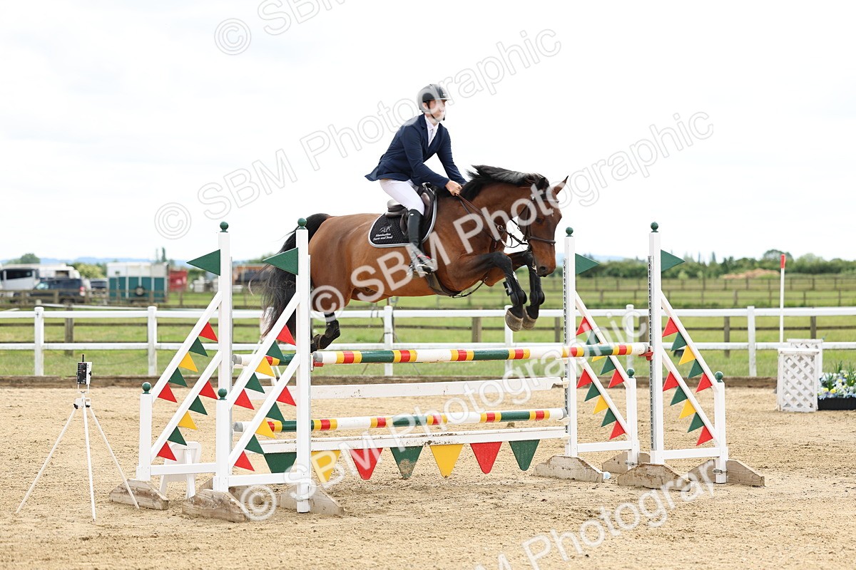 SBM_005960 - Class 19 - Senior Newcomers - 1.10m