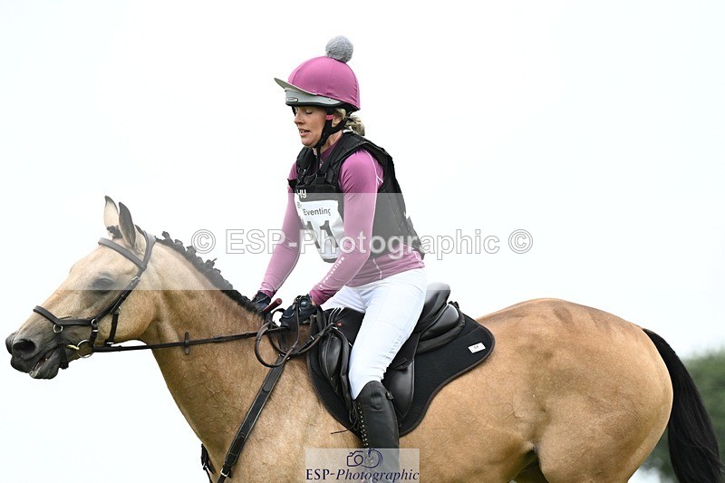 240831A-152204-04847 - 211-Fiona.Lewis-BALLYANNY.BUTTONS