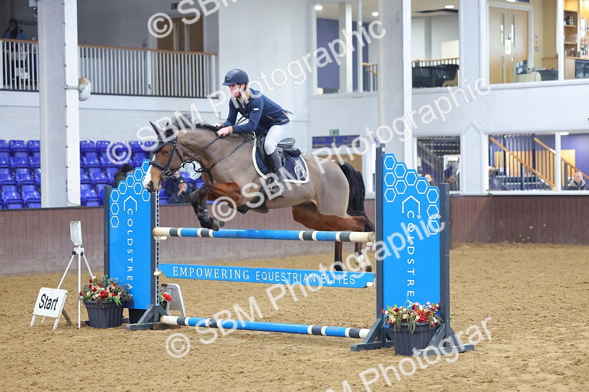 SBM_002013 - Class 15 - Senior Newcomers - First Round (1.10m)