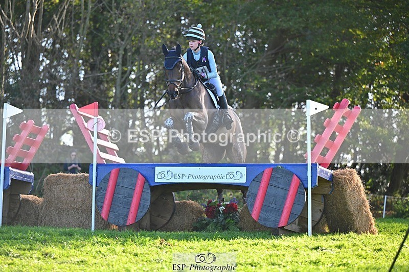 241026-145436-14550 - 548-Fenella.Redvers-DANCING.PADDE