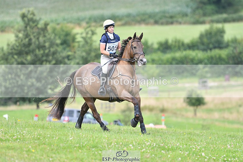 240804-133259-14885 - 505-Kate_Jupp-TEMPLEBREADYS_ROYAL_SPIRIT