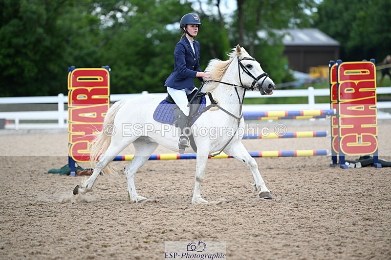 240608A-135403-01309 - Cls 10 Pony Discovery and 90cm Open