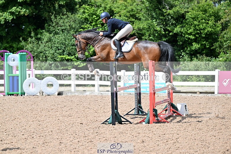 240605A-103843-00086 - Cls 1 British Novice and 90cm Open