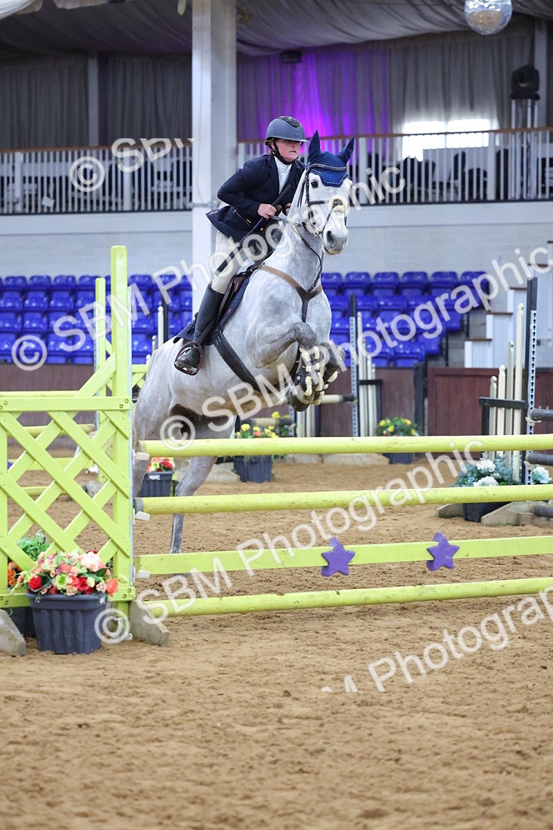 SBM_010050 - Class 21 - Nupafeed Supplements Senior Discovery/ 1m Open - First Round (1.00m)