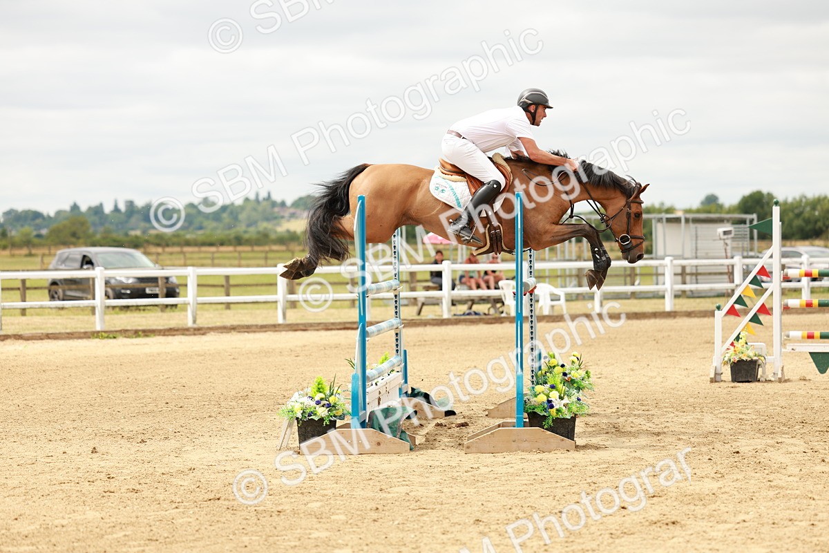 SBM_017602 - Class 21 - Senior Newcomers Championship 2d Rd