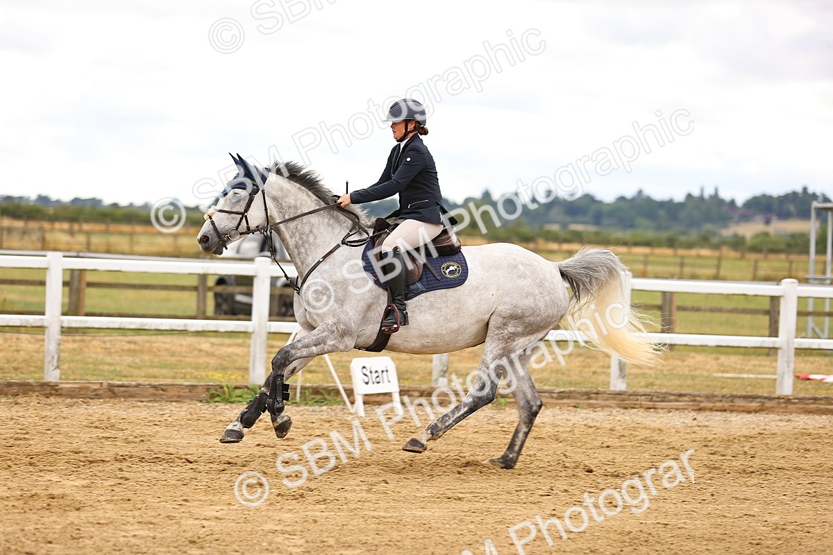 SBM_026912 - Class 13 - Senior Newcomers - 1.10m