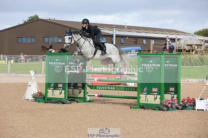 250911-104529-00725 - Cls 2 Snr Newcomers