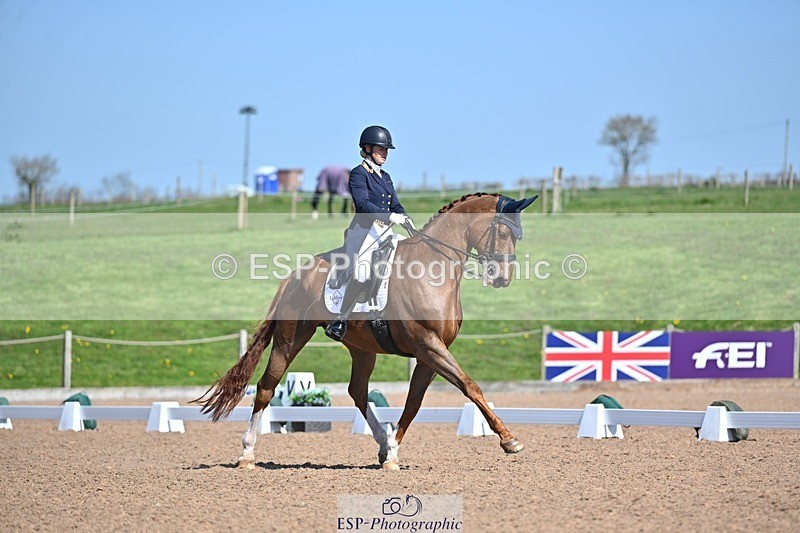 250405-123556-10687 - 025-Olivia.Oakeley-Full.House