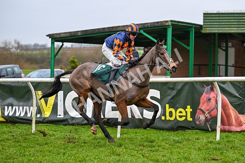 110124-Race 3-Time For A Pint-2487 - Race 3