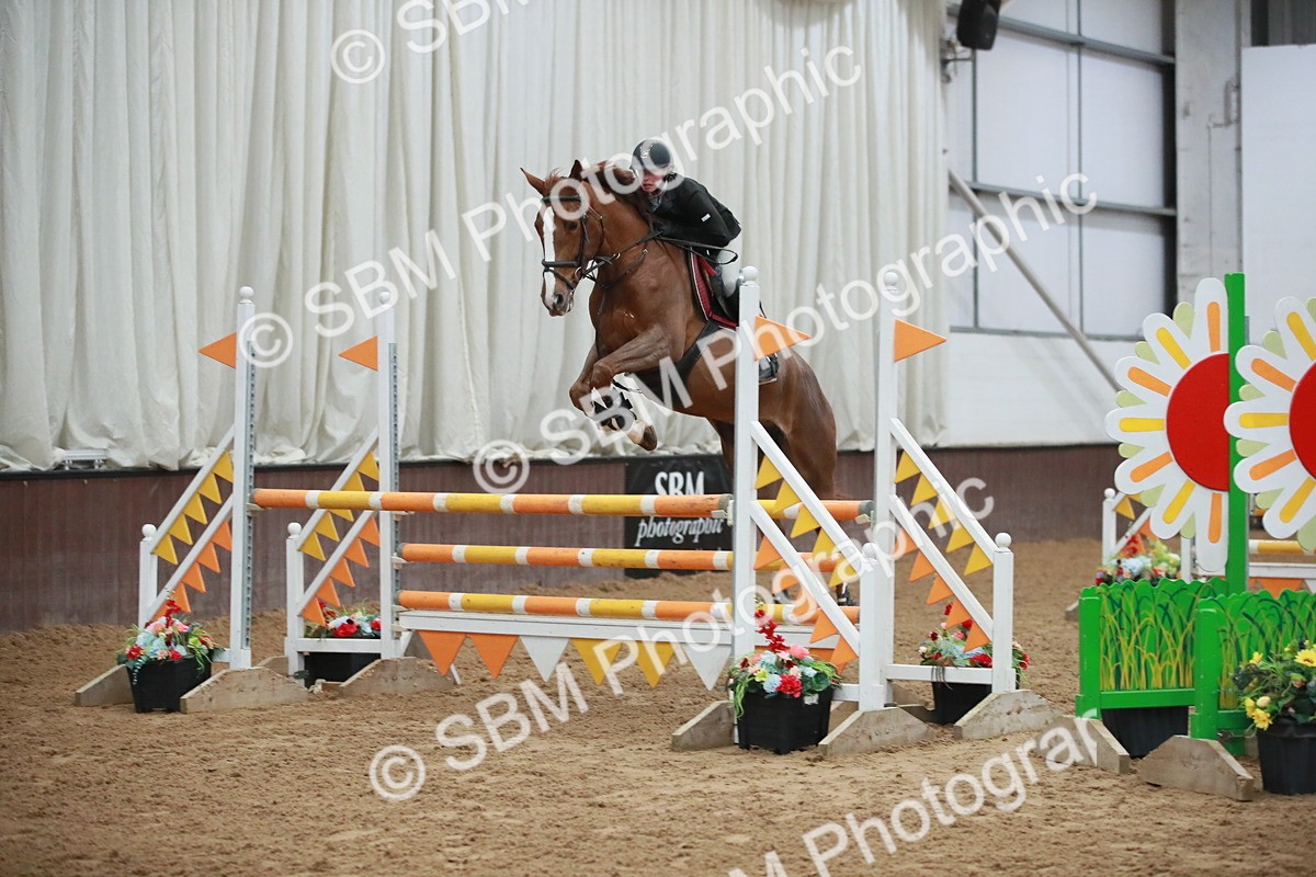 SBM_000916 - Class 4 - Senior Newcomers - 1.10m Open