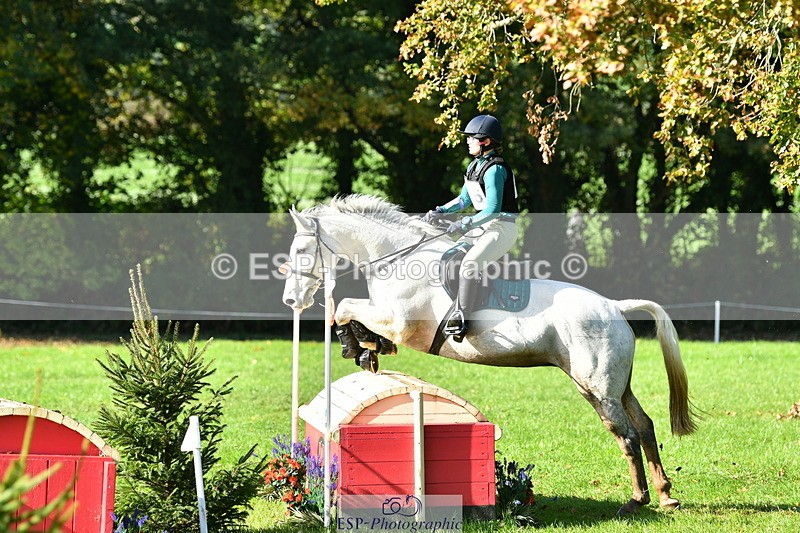 251025A-121935-19632 - F-415-Tara.Leddy