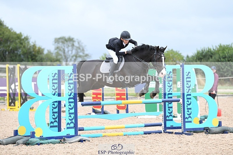 250807-135452-01419 - 90cm Round 2