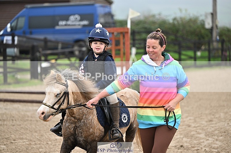 241110-093528-00018 - 40cm Showjumping