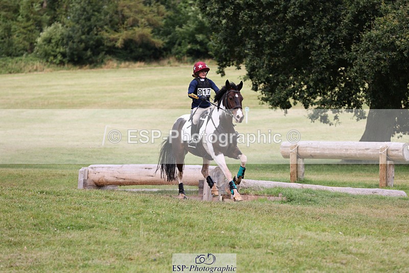 240825X-155942-36375 - 80cm XC 15.30 to 16.30