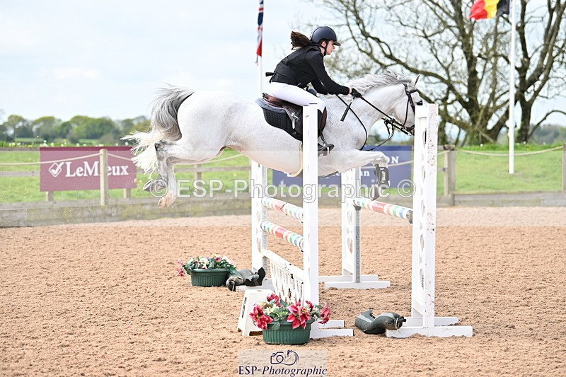 240506A-114554-08599 - Cls 4 Blue Chip Pony Newcomers & 1m Open