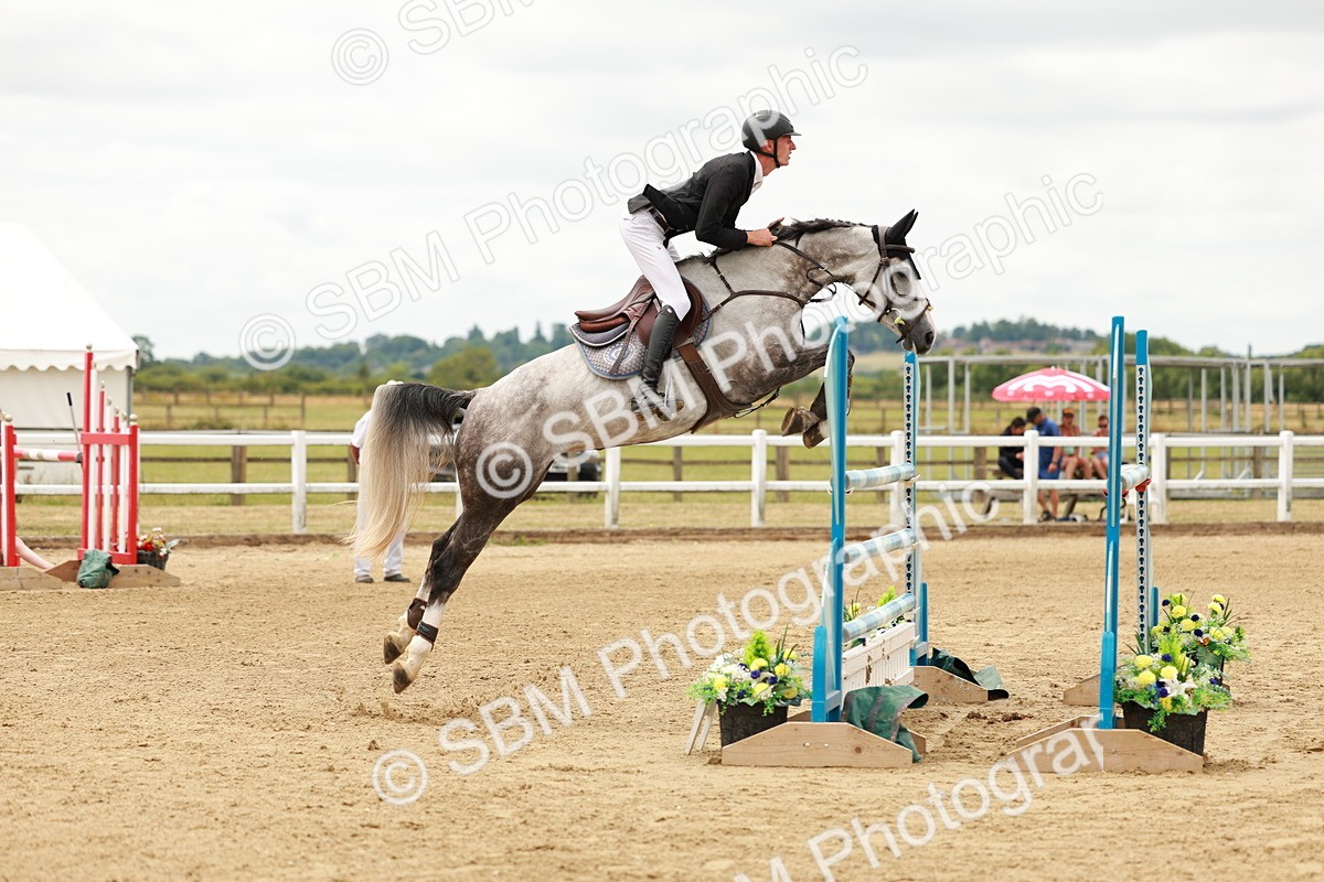 SBM_018107 - Class 21 - Senior Newcomers Championship 2d Rd