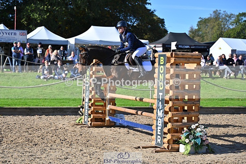 241027-122905-17292 - 410-Mae.Jackson-SWEET.RIOT