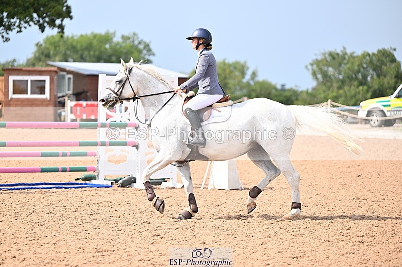 240828A-145204-01044 - Cls 4 Snr Newcomers and 1.10m Open