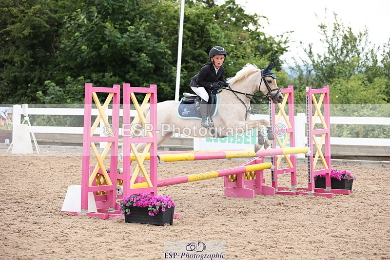 240630A-181638-16364 - Cls 28 Stepping Stones 128cm + 138cm