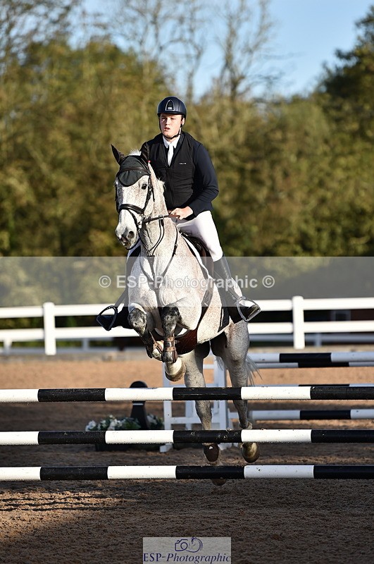 231015A-093018-06726 - Cls 22 British Novice & 90cm Open