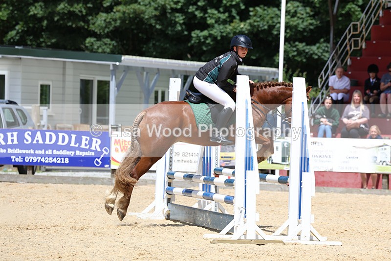 3E7A2397 - Class 4: 70 -75cm Part A