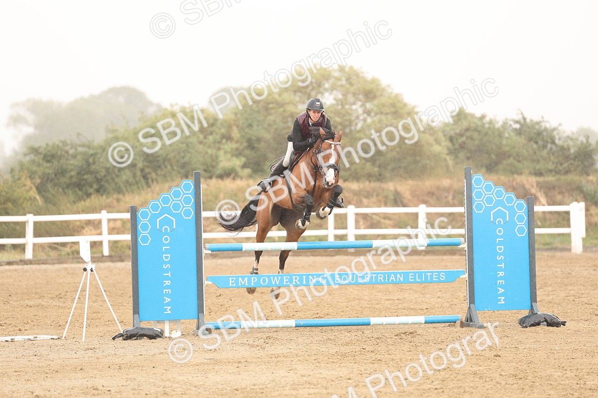 SBM_024169 - Class 6 - Senior Newcomers 1.10m