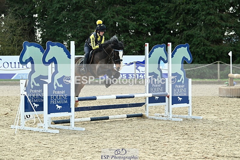 250309A-103733-00600 - Cls 01 70cm 09-50 to 10.30