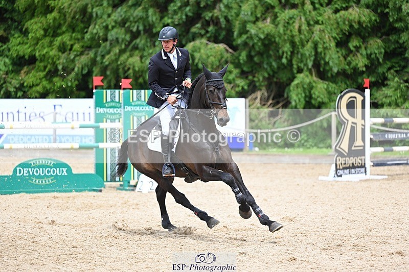 240525-144456-15847 - 507-DASSETT_ROCK_STAR-Tom_D_Crisp