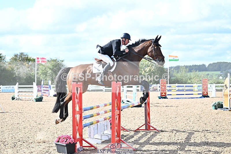 241005A-133641-04045 - SAT Cls 19 1.10m Amateur Quali