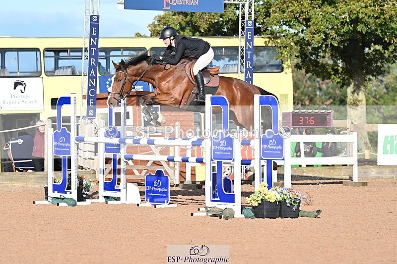 231015A-095605-07095 - Cls 28 Newcomers & 1.10m Open