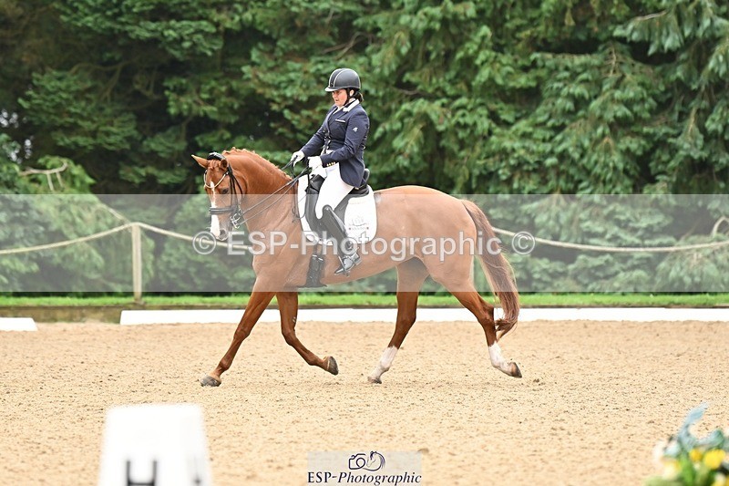 240811-102904-04755 - 156-Stacey.Escrig-Joie.De.Vivre