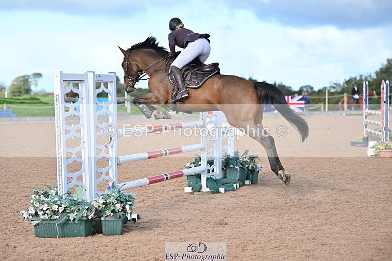 231014A-110304-04284 - Cls 18 Newcomers & 1.10m Open