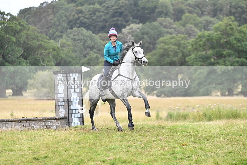 WJ5_1886 - Time at Jump 13:04 to 14:02