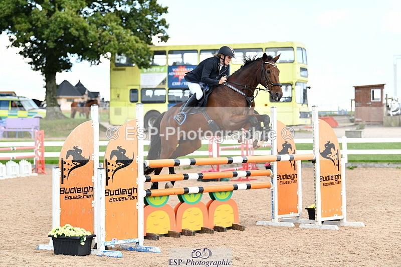 240913A-143626-04763 - Cls 24 1.05m Amateur Qualifier