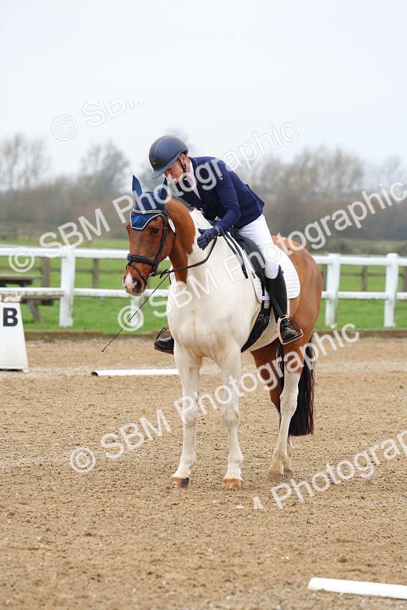 SBM_001226 - Class 8-11 - Novice 2 - Elementary 2