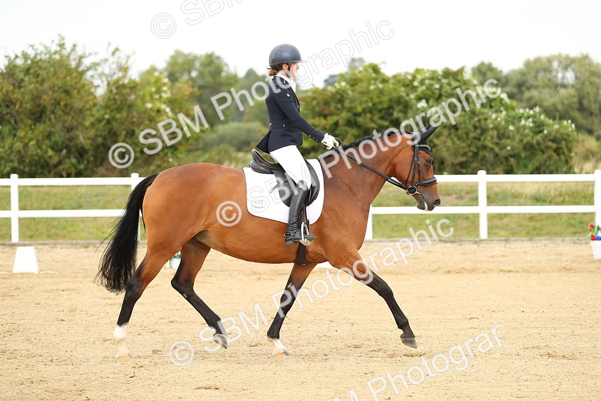 SBM_017880 - Class 14 - Novice 23 - 15.16-16.19