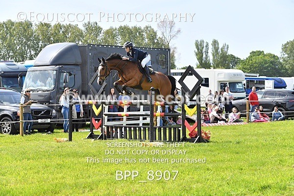 BPP_8907 - CLASS 3 The RHS Andrew Hamilton Coach Novice Qualifier (1.20m)