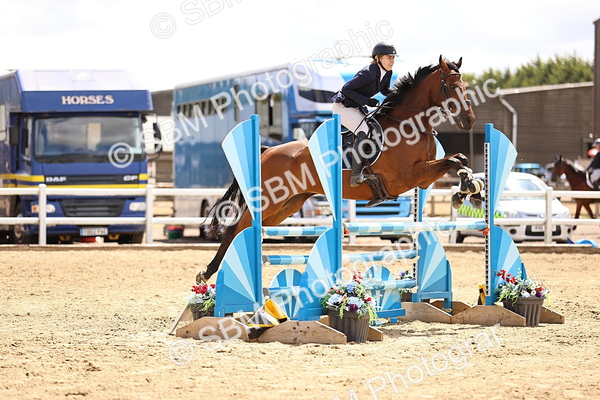 SBM_013582 - Class 14 - Senior Discovery - 1.00m Open