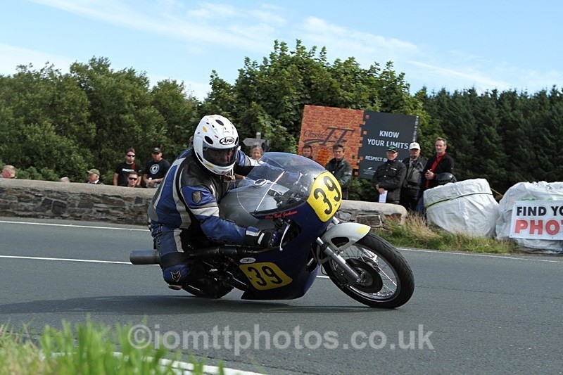 IMG_0528 - 500cc Classic TT Race