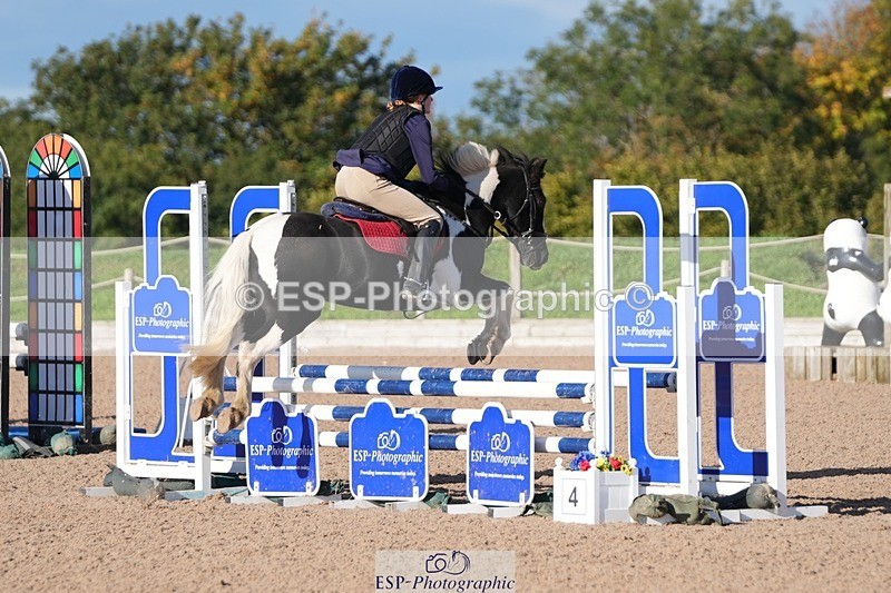 250921-093526-01997 - Cls 2 Pony Intro 70cm