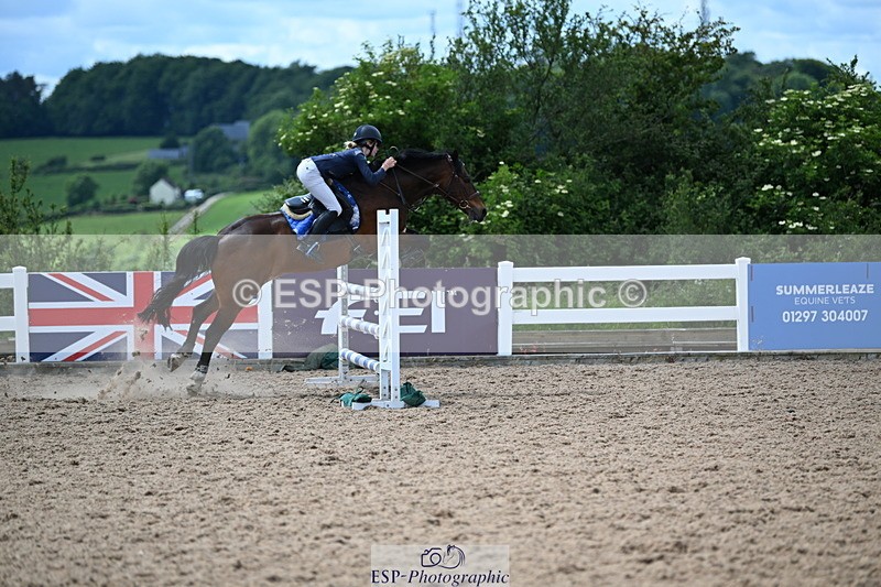 240608A-150030-01516 - Cls 11 Pony Newcomers and 1m Open