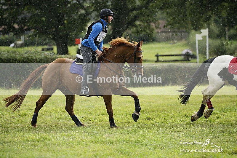  WWHT 031021 3668 - Intermediate Pairs (0.90m) 03/10/21